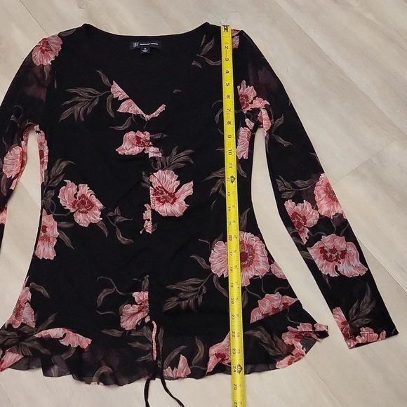🛍INC International Concepts Sheer‎ Sleeved Black Floral Blouse Womens Size XS - Picture 3 of 4
